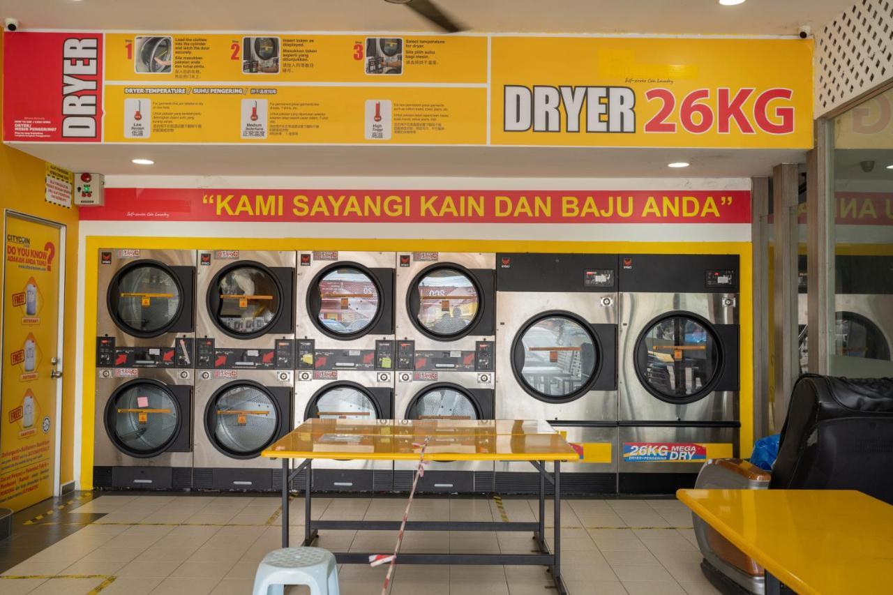 Mary J Hotel Family 10 Pax Room Kota Bharu Exterior foto